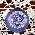 pallina gioiello decorata a mano, blu