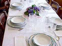 Hydrangea centerpiece on white tablecloth