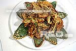 Assorted fry with artichokes, sage and mint leaves