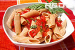 Raw tomato cold pasta