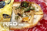 Crostini with mushrooms in oil