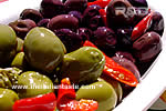 olive verdi e nere piccanti