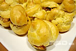 Savory cream puffs with mushrooms and prawns