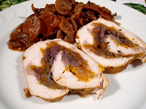 Pot-roast on stove top, stuffed with red cabbage, pumpkin and sausage