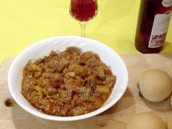 Stewed eggplants, Italy style