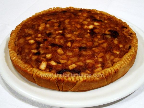 Cooked fruit tart