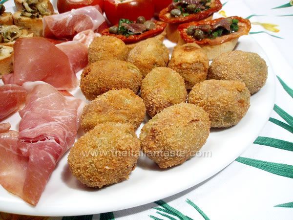 Fried stuffed olives, Ascolana style