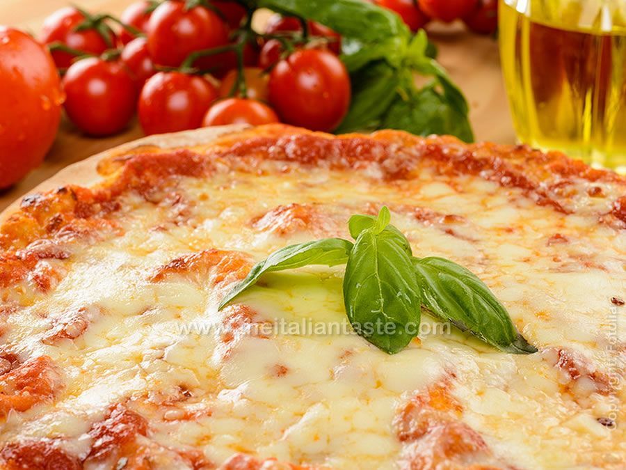 Pizza margherita